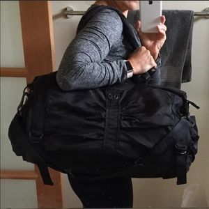 Lululemon duffle /weekend bag